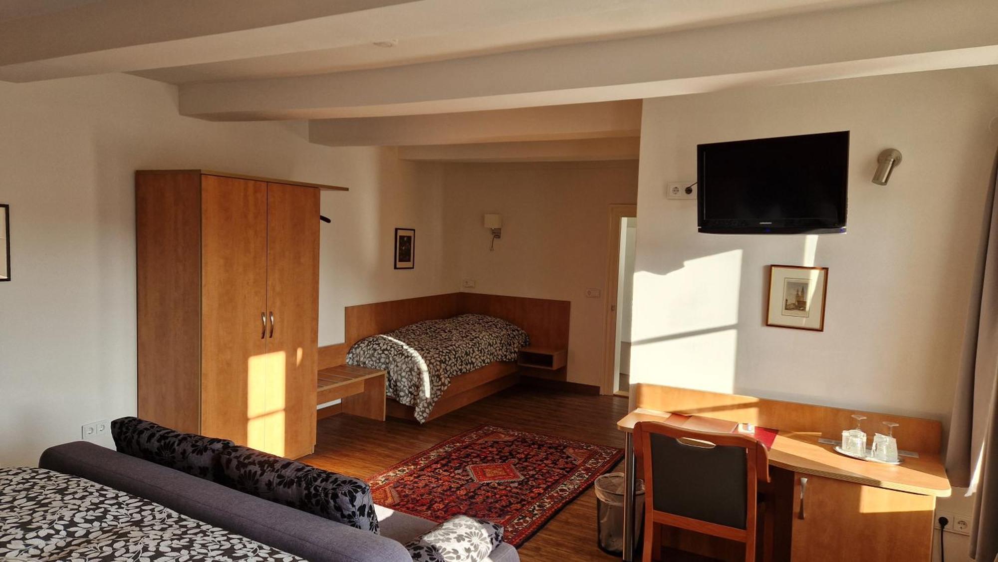 Hotel Garni Demmel & Cie Rohrsheim Esterno foto