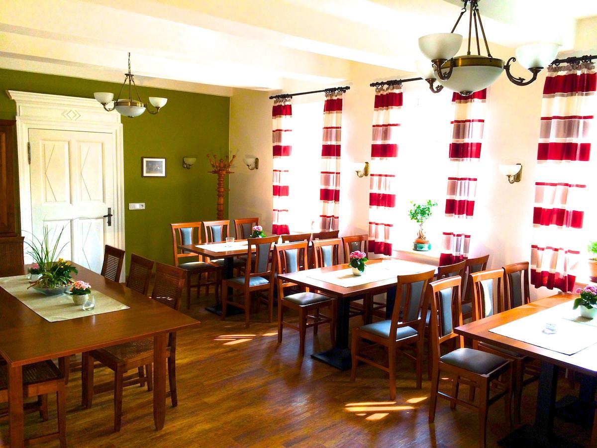 Hotel Garni Demmel & Cie Rohrsheim Esterno foto